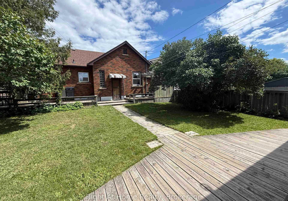701-sprague-street-thunder-bay-ontario-x13644018