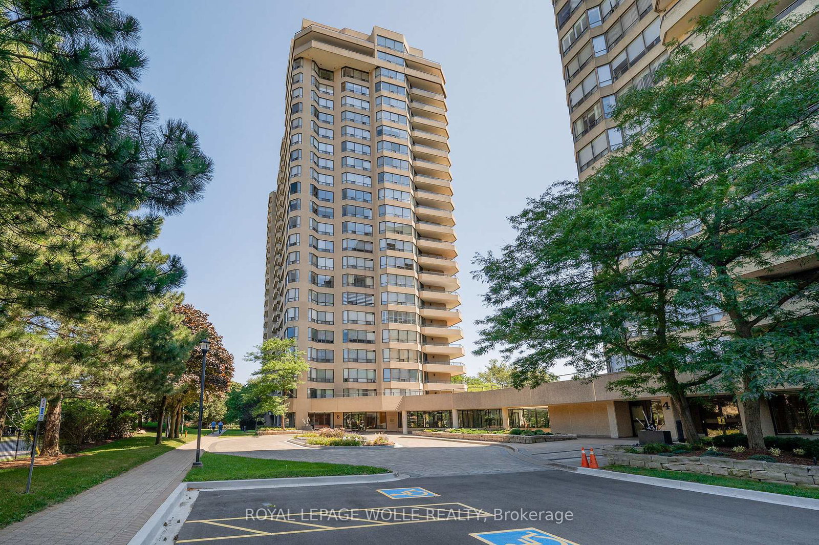 6-willow-street-waterloo-ontario-x13644100
