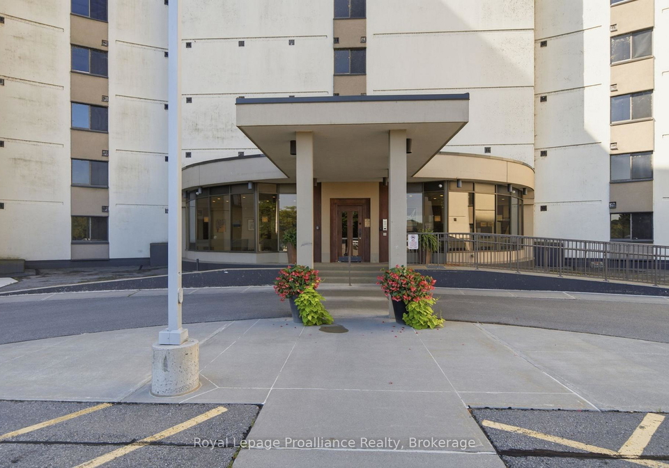 2-south-front-street-belleville-ontario-x13644190