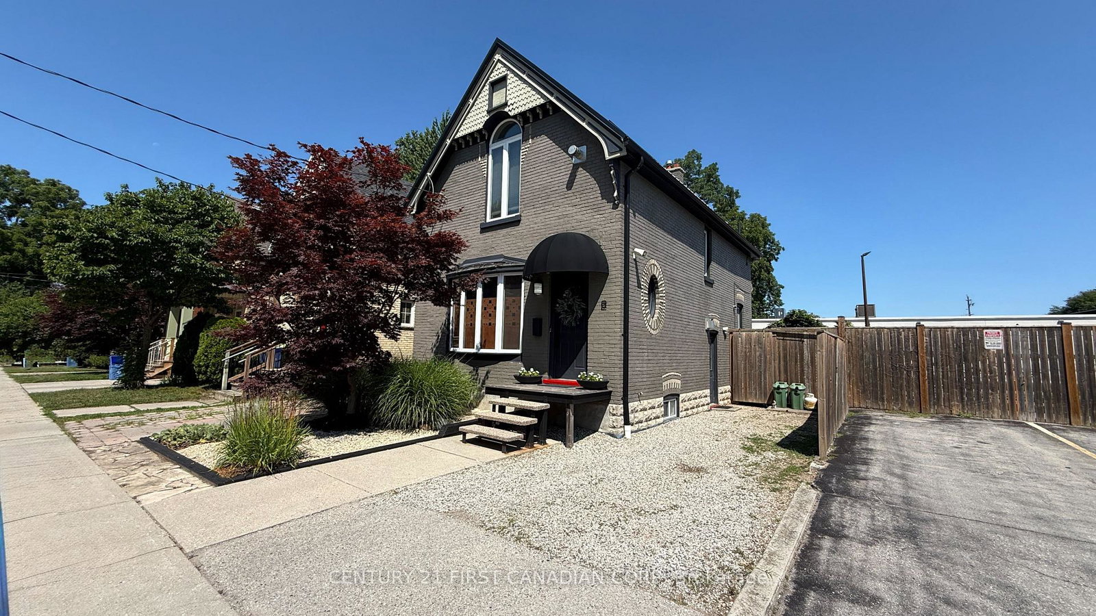2-erie-avenue-london-south-ontario-x13644244