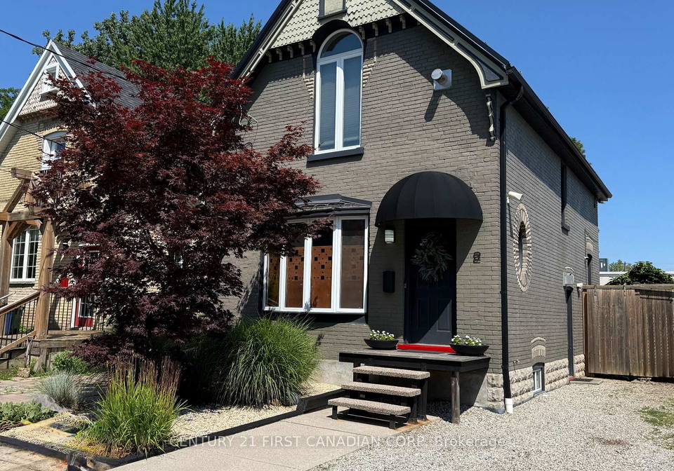 2-erie-avenue-london-south-ontario-x13644244