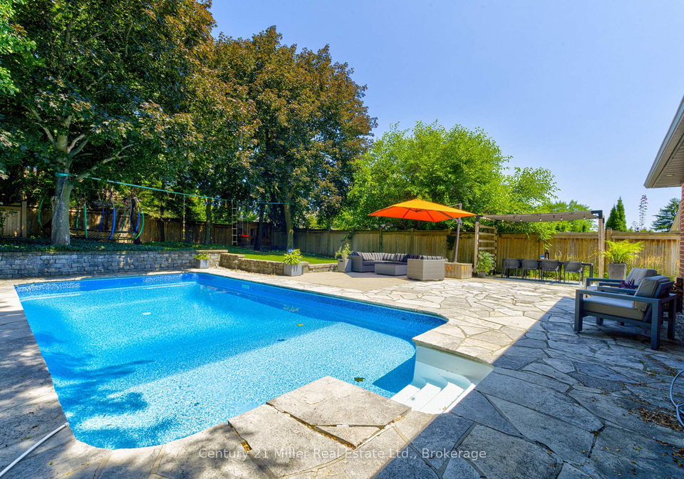 6-mays-crescent-hamilton-ontario-x13644280