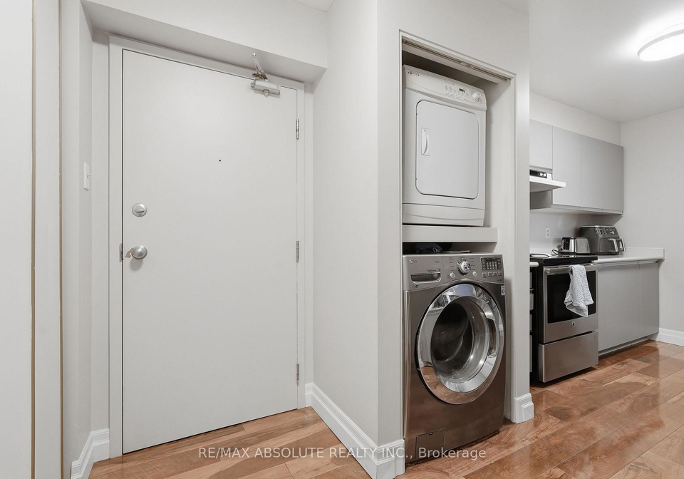 250-brittany-drive-ottawa-ontario-x13644318