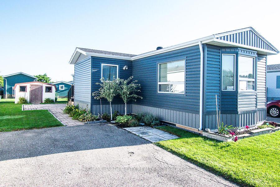 4585-rachael-lane-lincoln-ontario-x13644392