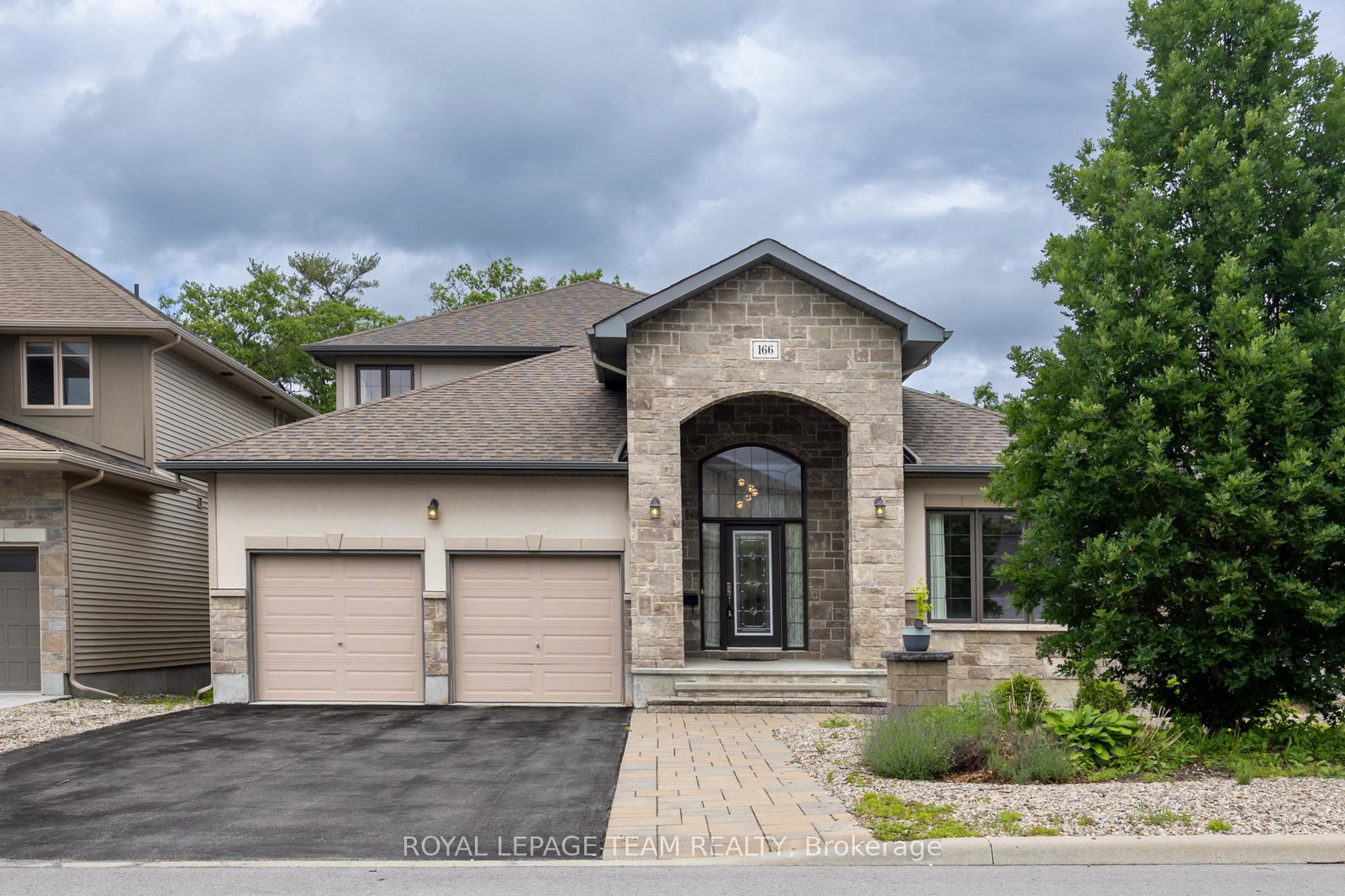 166-grainstone-way-kanata-ontario-x13644462