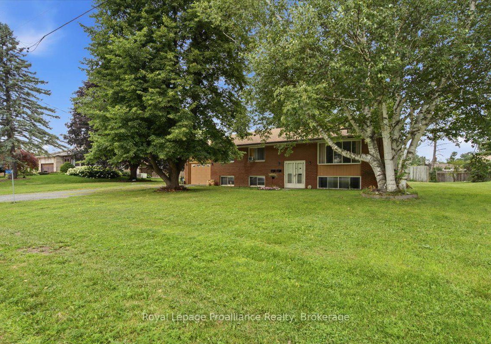 270-colonial-road-belleville-ontario-x13644612