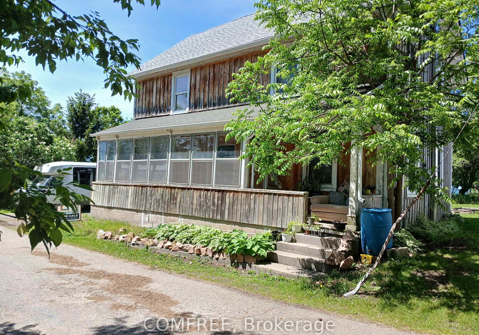 2-miller-street-lansdowne-village-ontario-x13644820