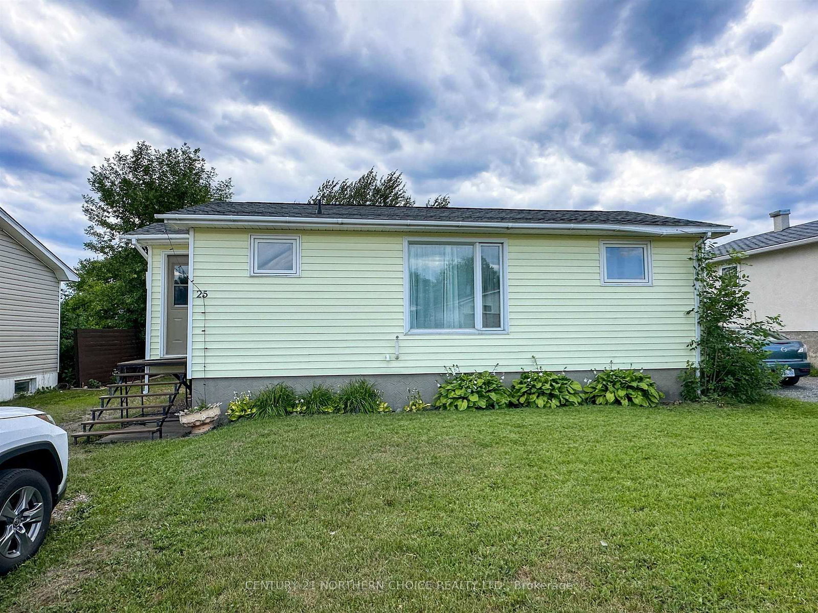 25-sixth-street-red-lake-ontario-x13644872