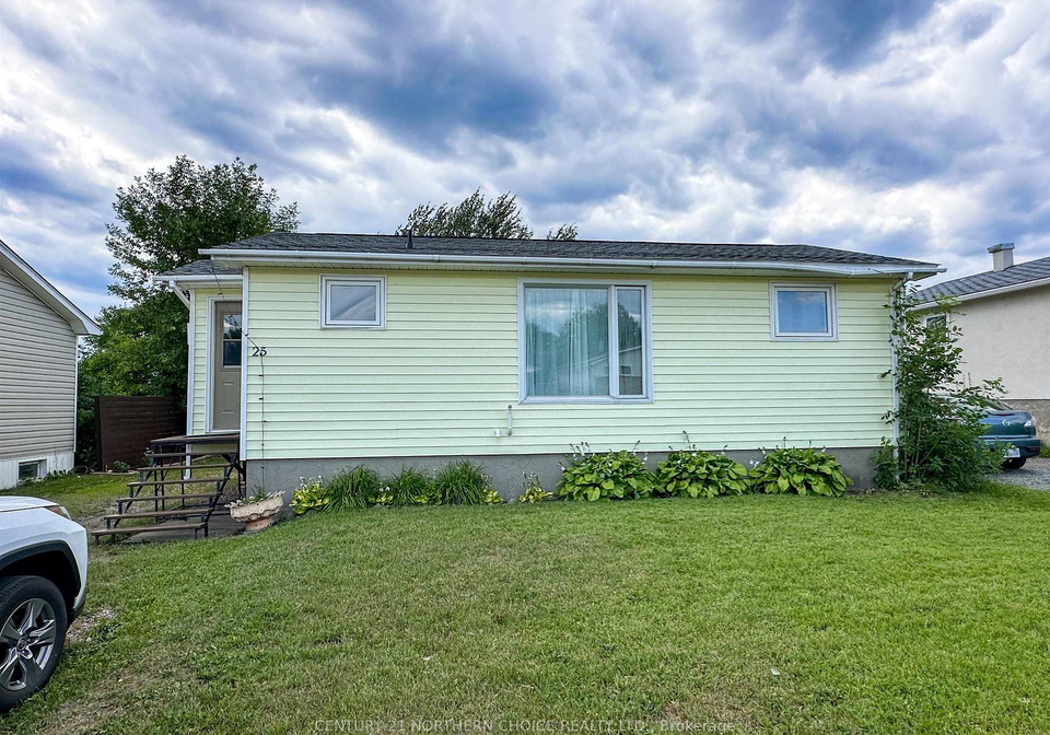 25-sixth-street-red-lake-ontario-x13644872