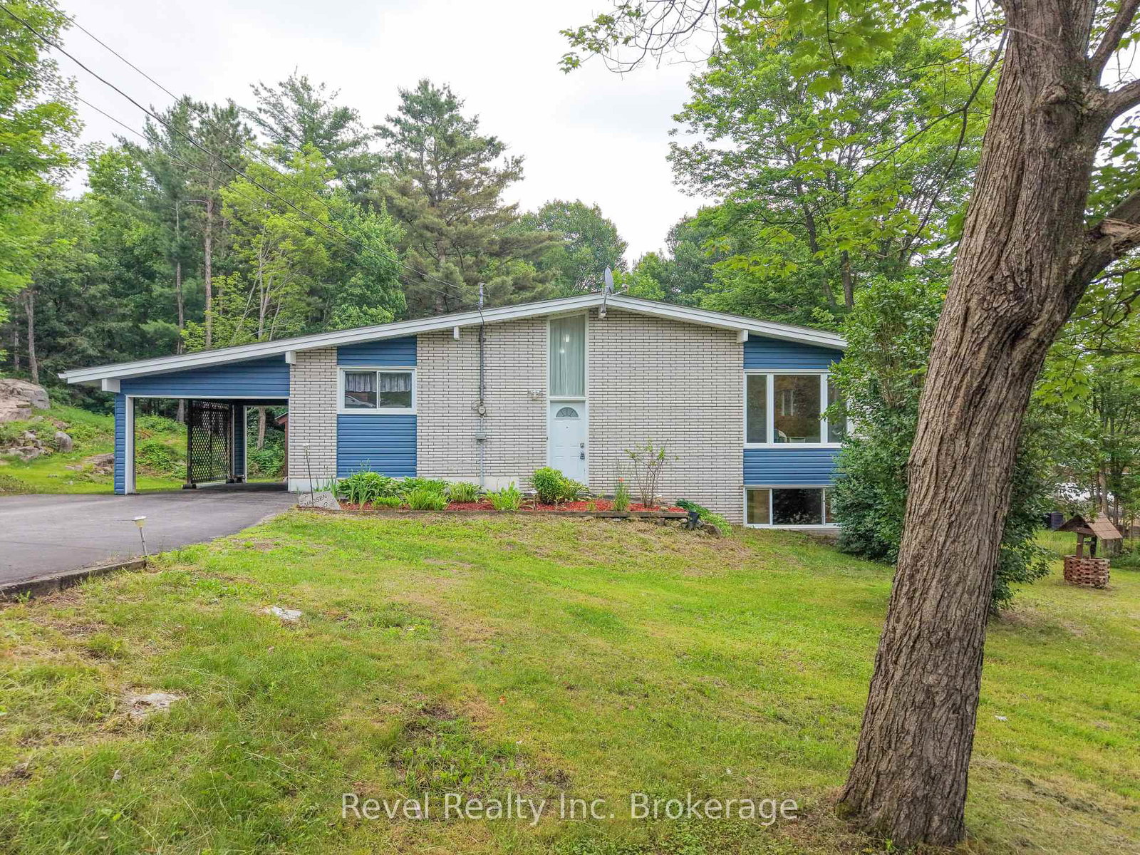 1683-highway-94-east-ferris-ontario-x13645118