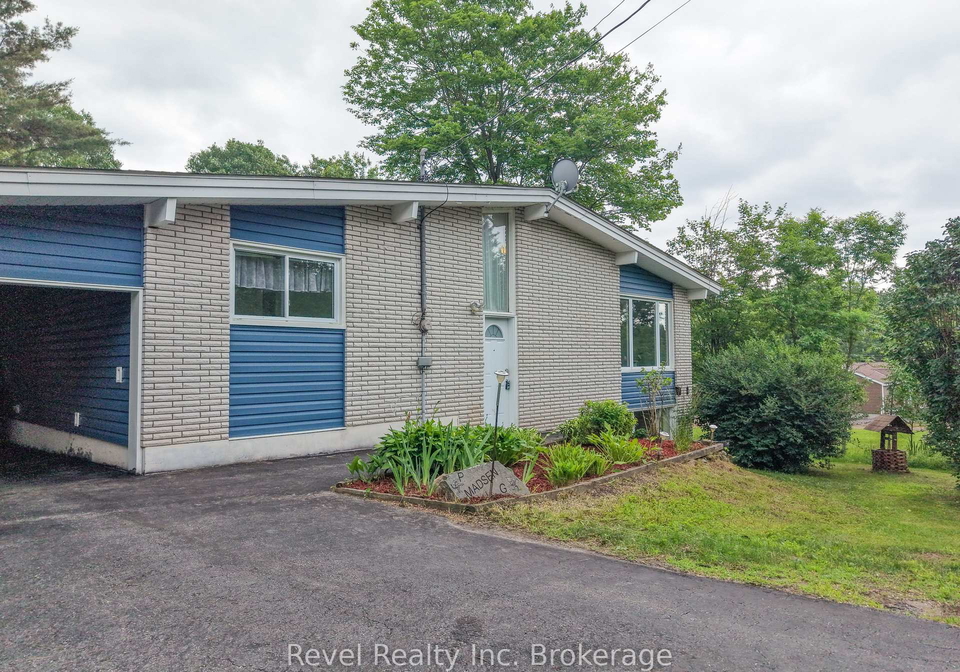 1683-highway-94-east-ferris-ontario-x13645118