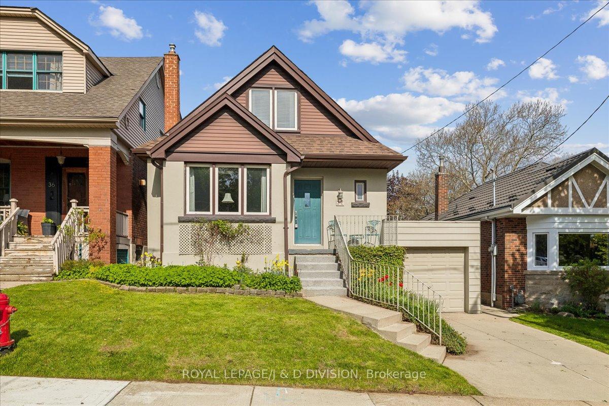 32-miles-court-hamilton-ontario-x13645256