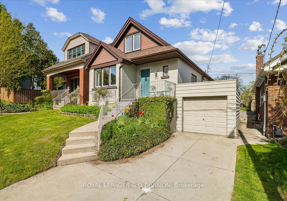 32-miles-court-hamilton-ontario-x13645256