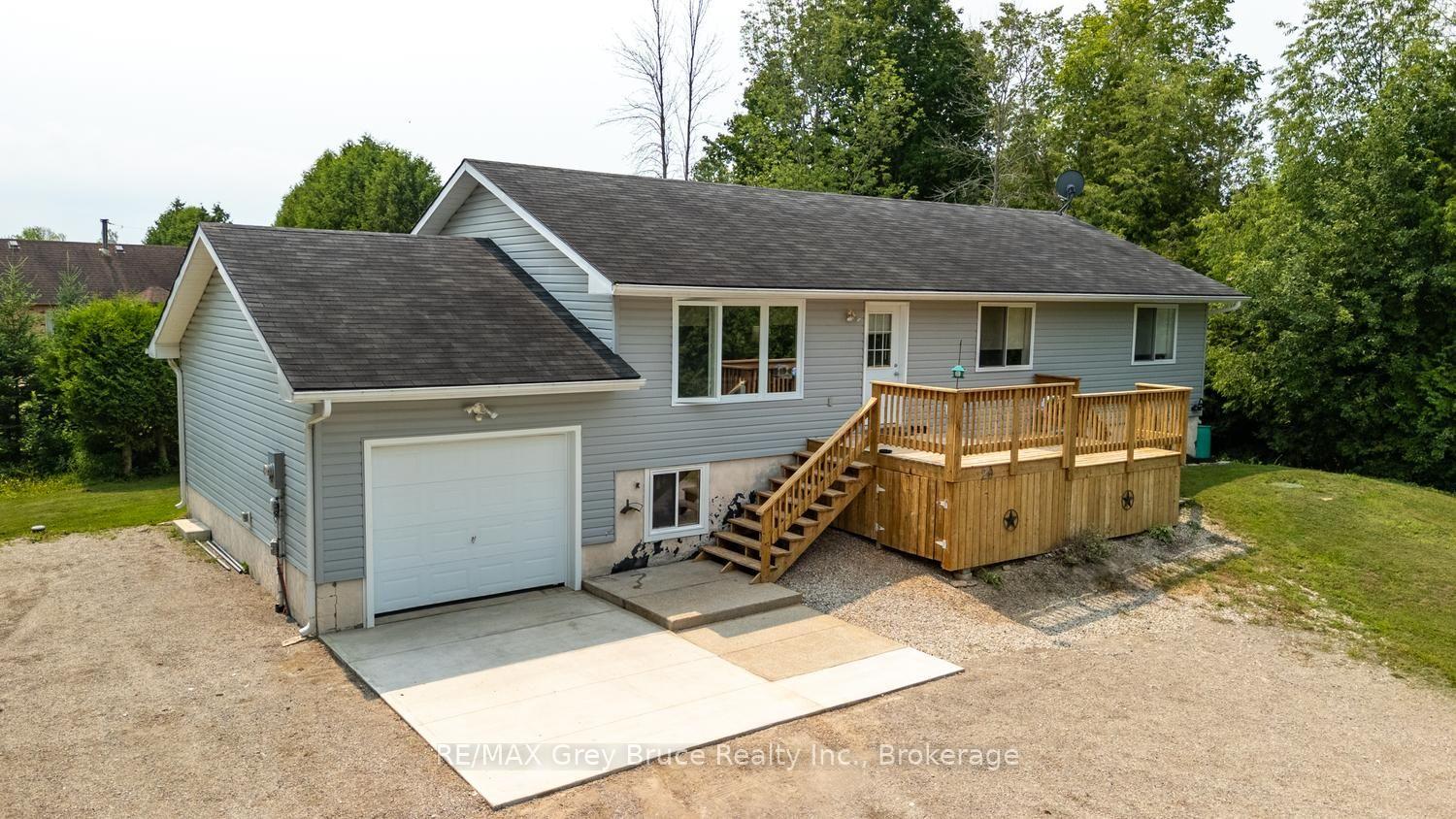20-hector-street-south-bruce-peninsula-ontario-x13645264