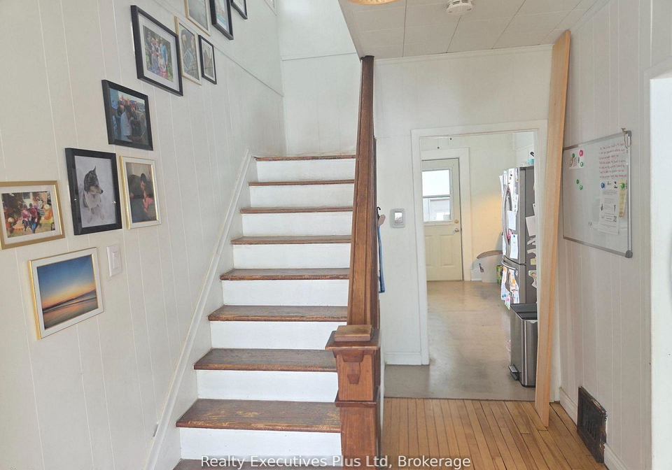 15-barrie-street-sundridge-ontario-x13645302