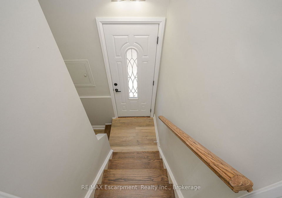 144-east-44th-street-hamilton-ontario-x13645330
