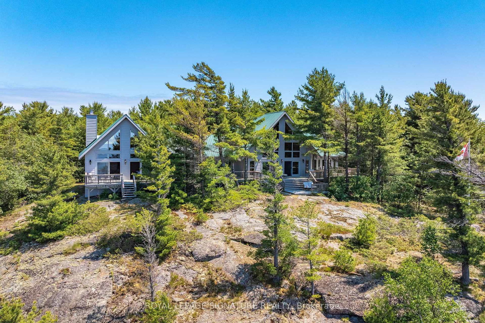 b350-echo-island-the-archipelago-ontario-x13645354