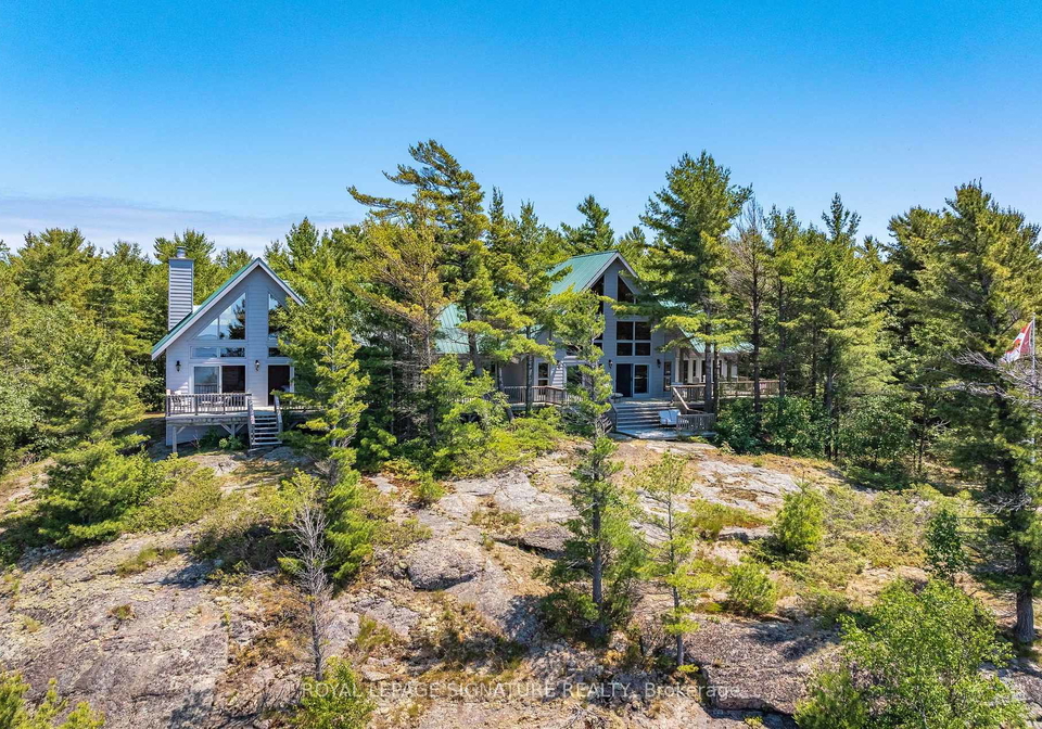 b350-echo-island-the-archipelago-ontario-x13645354