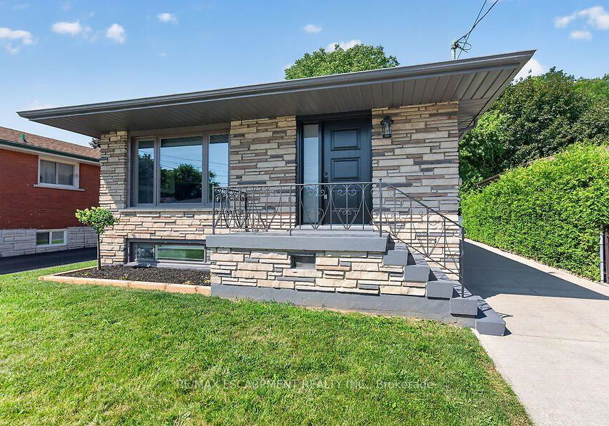 26-parklands-drive-hamilton-ontario-x13645358