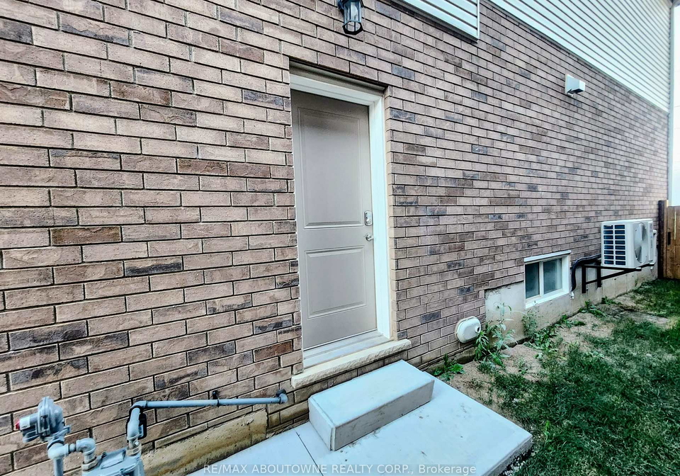 203-rockledge-drive-hamilton-ontario-x13645398