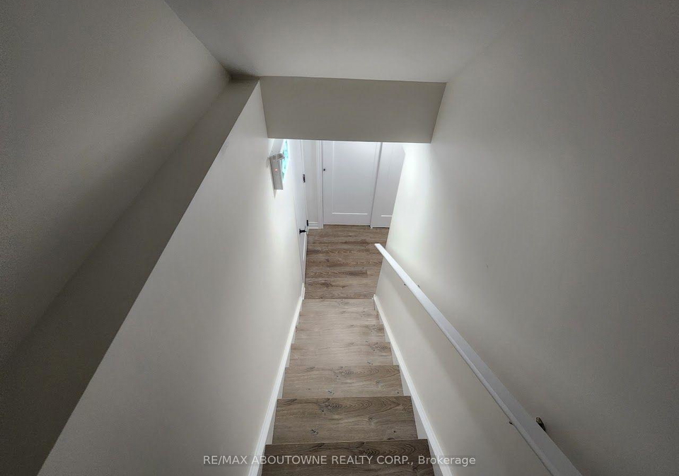 203-rockledge-drive-hamilton-ontario-x13645398