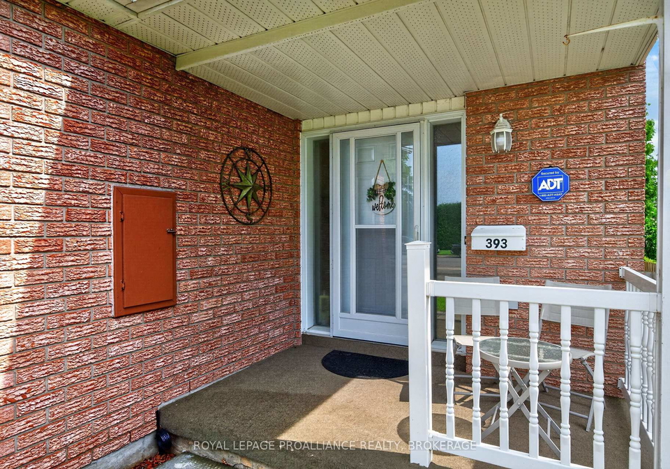 393-malabar-drive-kingston-ontario-x13645432