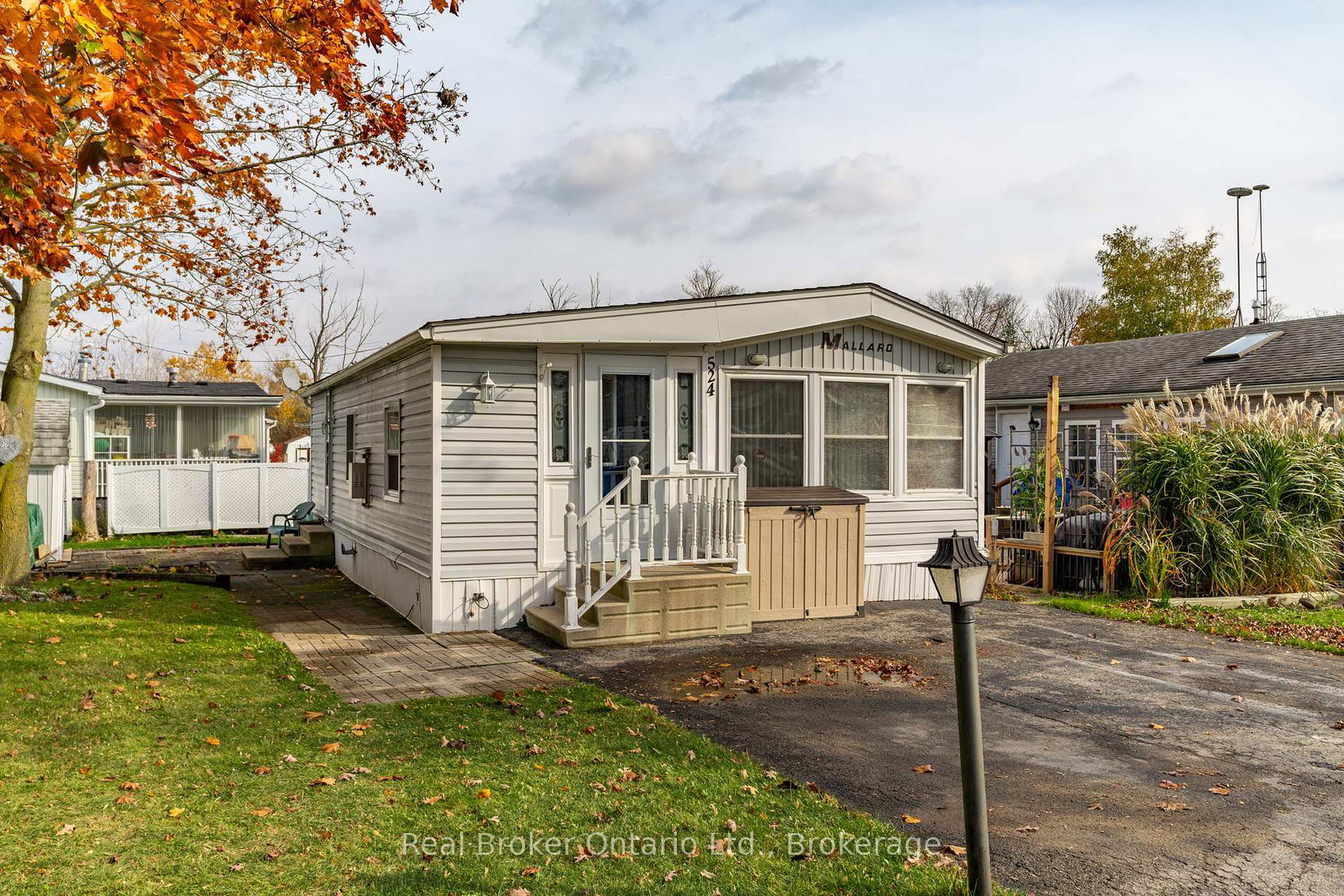 524-poplar-place-centre-wellington-ontario-x13645478