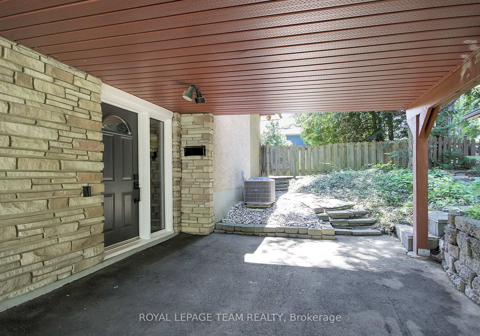 496-bloor-avenue-ottawa-ontario-x13645514