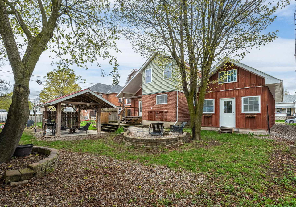 277-brock-street-gananoque-ontario-x13645618