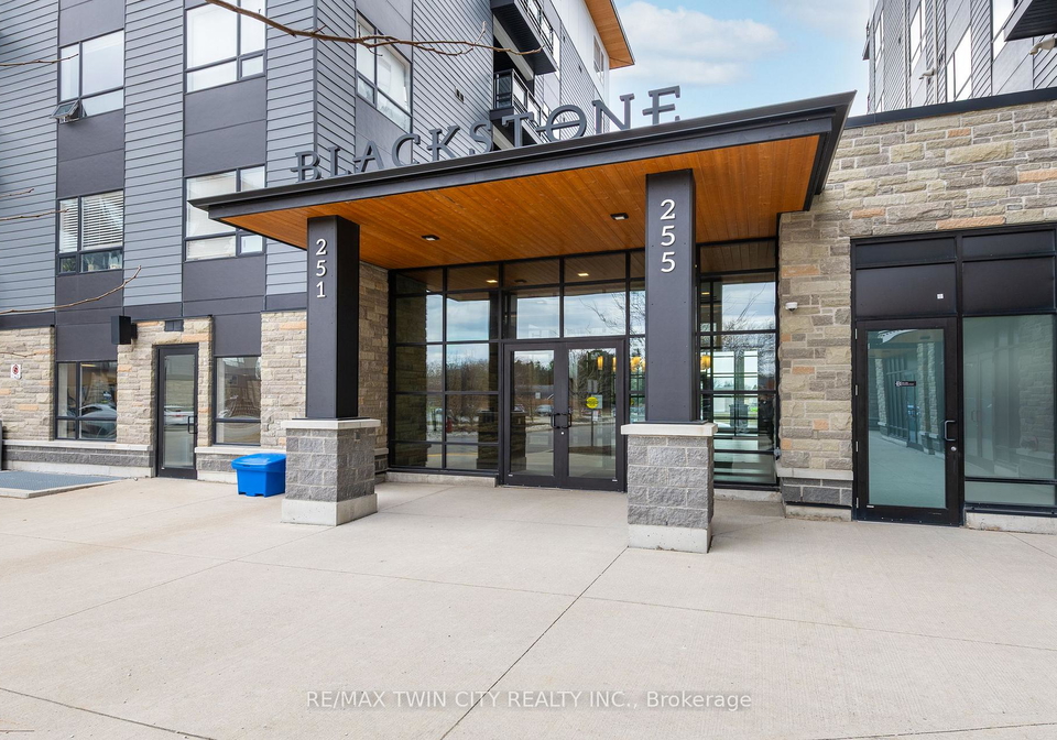 251-northfield-drive-e-waterloo-ontario-x13645686