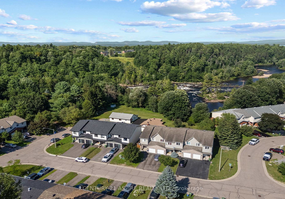 37-northbrook-road-petawawa-ontario-x13645724