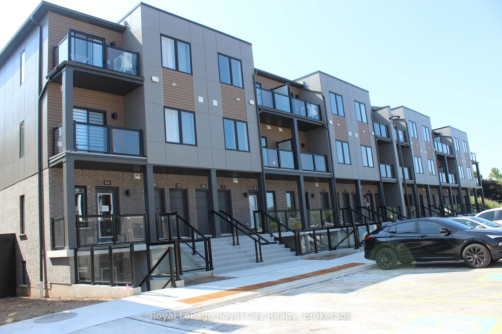 102-42-lowes-road-w-guelph-ontario-x13645810