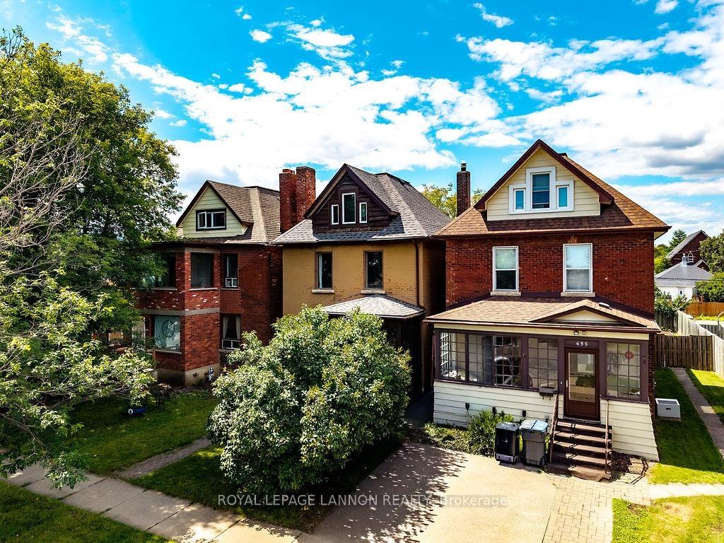 637-catherine-st-thunder-bay-ontario-x13645840