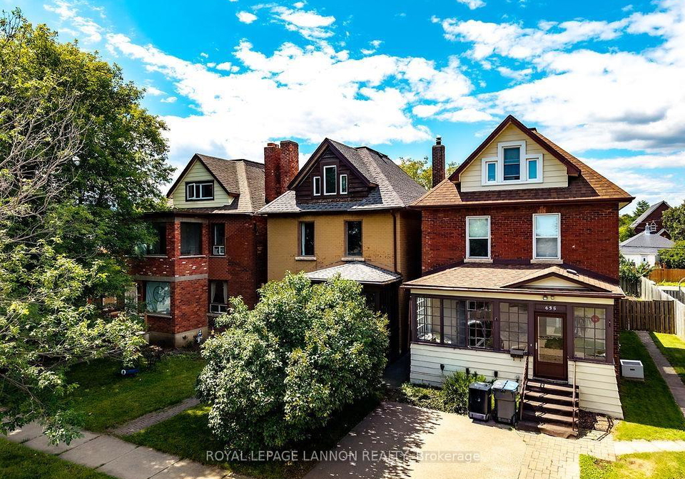 637-catherine-st-thunder-bay-ontario-x13645840