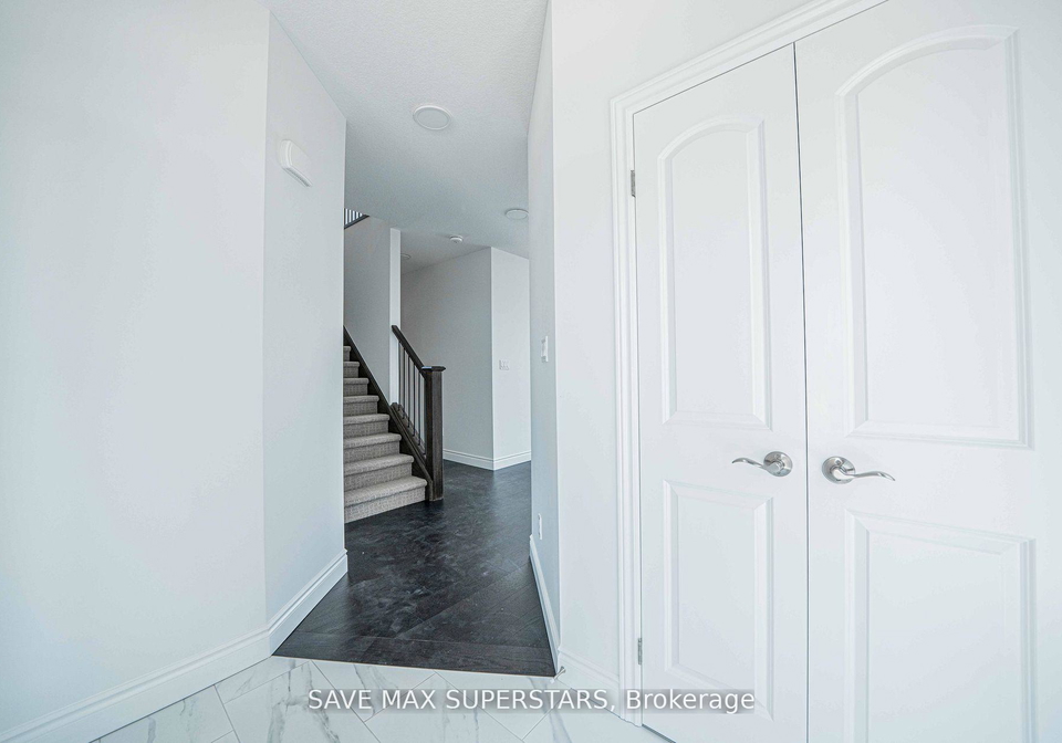 201-roy-mcdonald-drive-london-south-ontario-x13645912