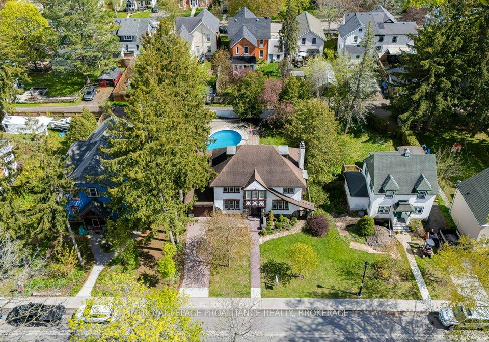 163-pine-street-gananoque-ontario-x13646128
