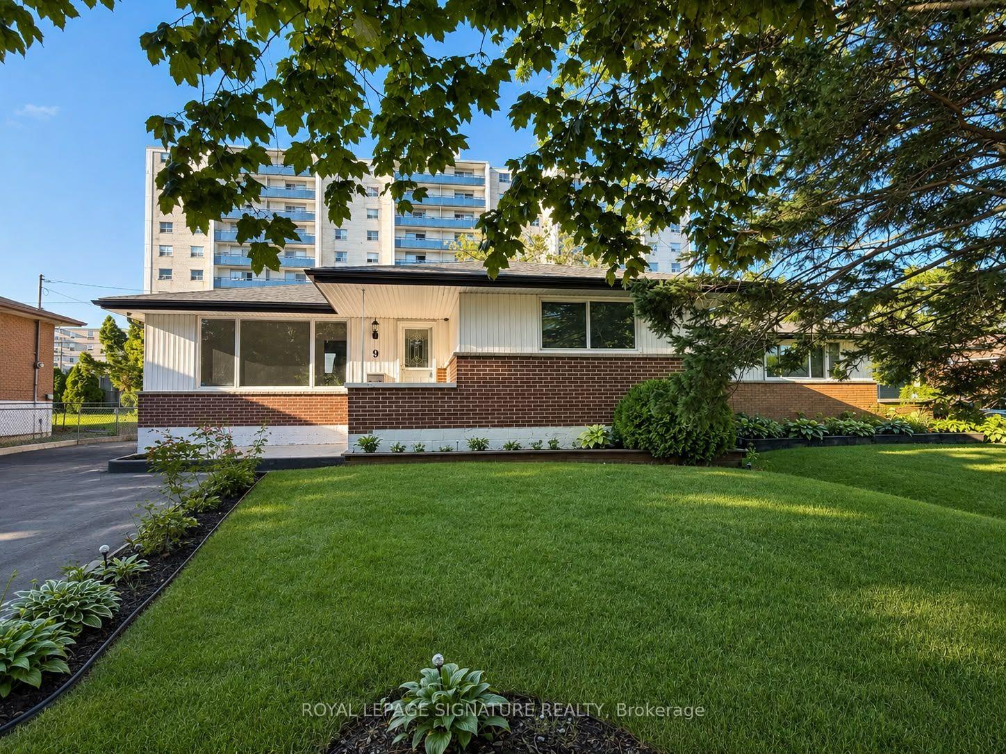 9-fieldway-drive-hamilton-ontario-x13646132