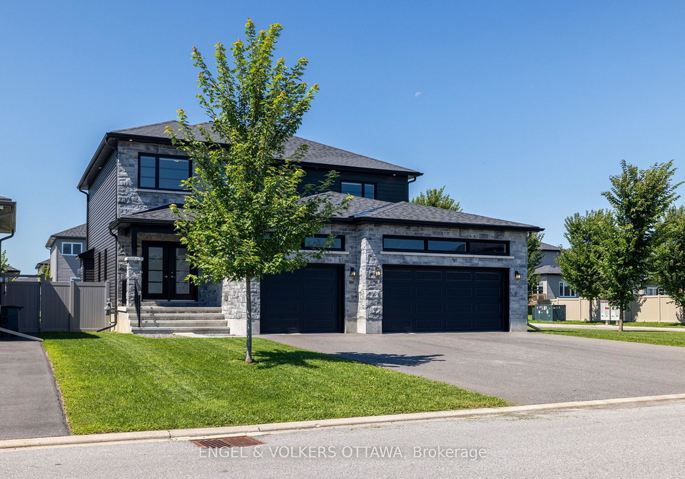 501-lucent-street-russell-ontario-x13646274