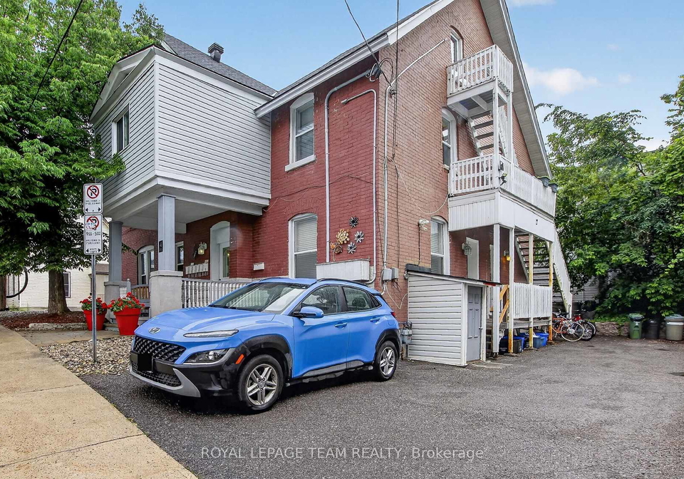 4-eccles-street-ottawa-ontario-x13646446