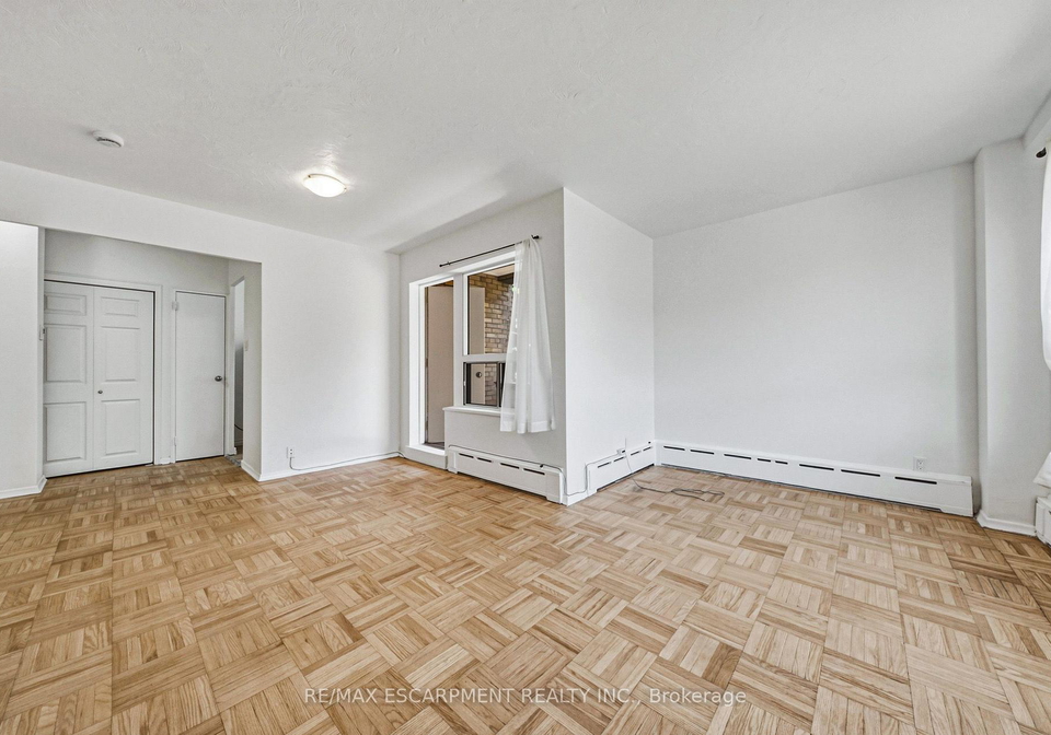325a-james-street-s-hamilton-ontario-x13646452