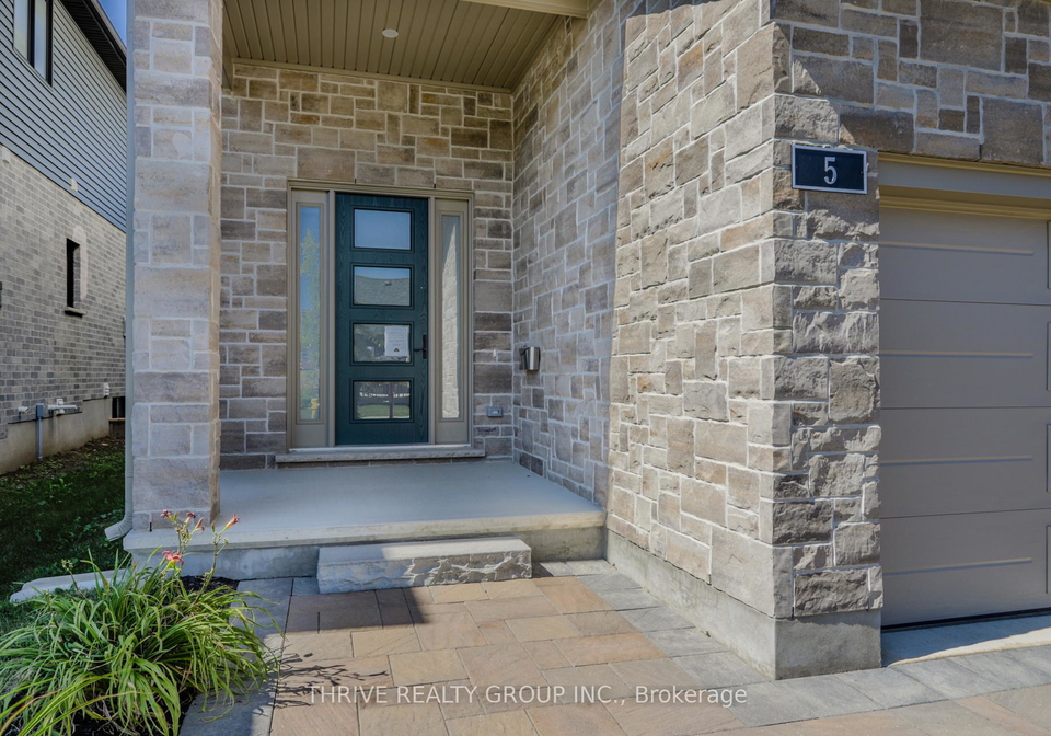 1061-eagletrace-drive-london-north-ontario-x13646466