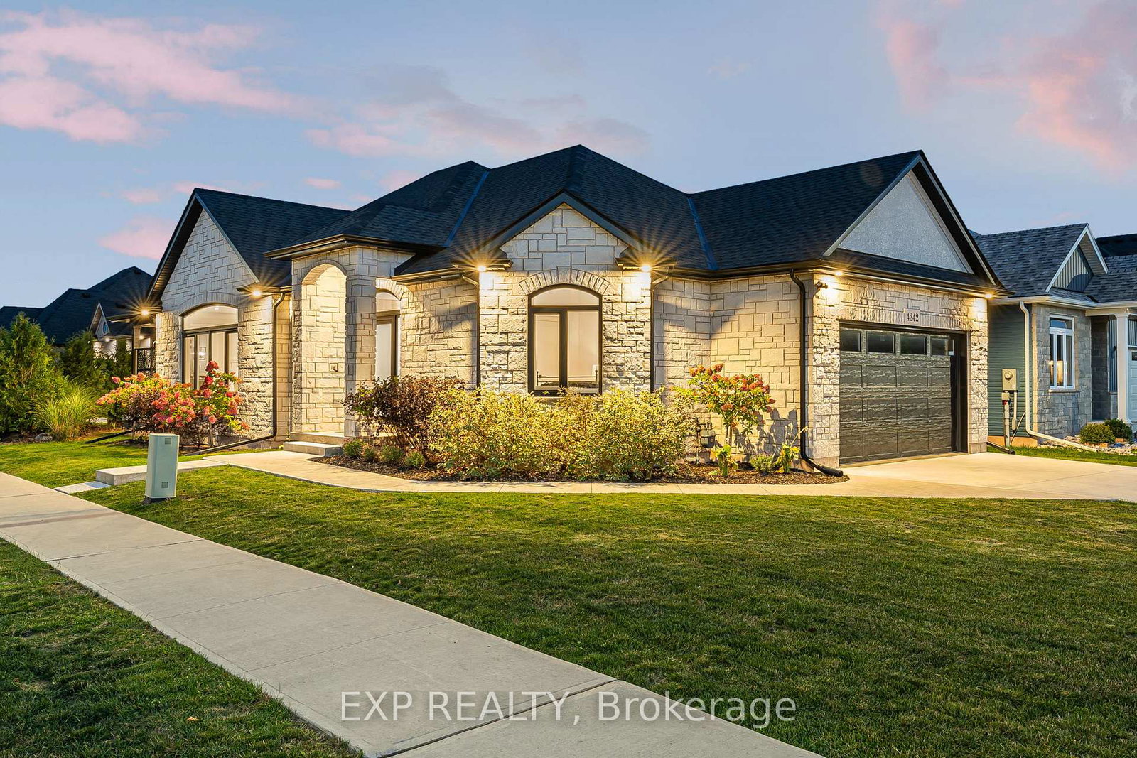 4242-village-creek-drive-fort-erie-ontario-x13646590