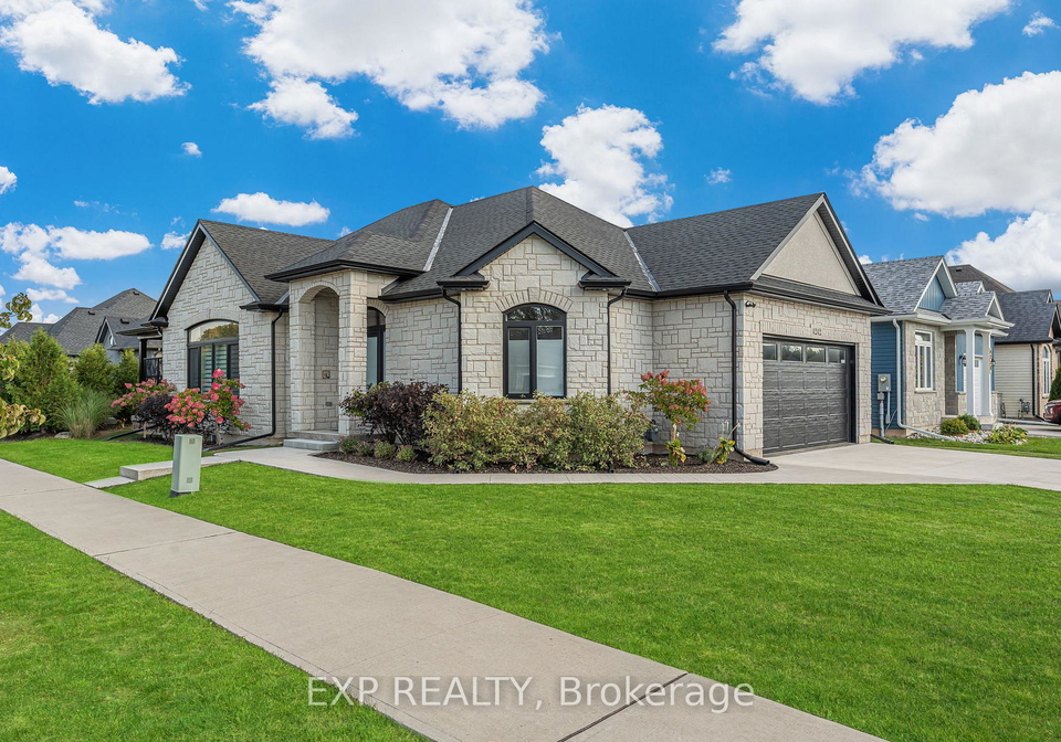 4242-village-creek-drive-fort-erie-ontario-x13646590