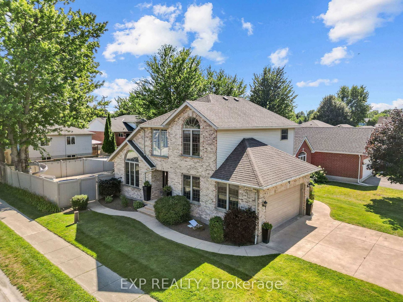 197-gibson-crescent-lucan-biddulph-ontario-x13646820