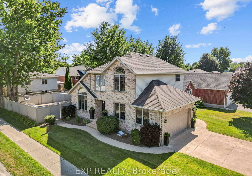 197-gibson-crescent-lucan-biddulph-ontario-x13646820