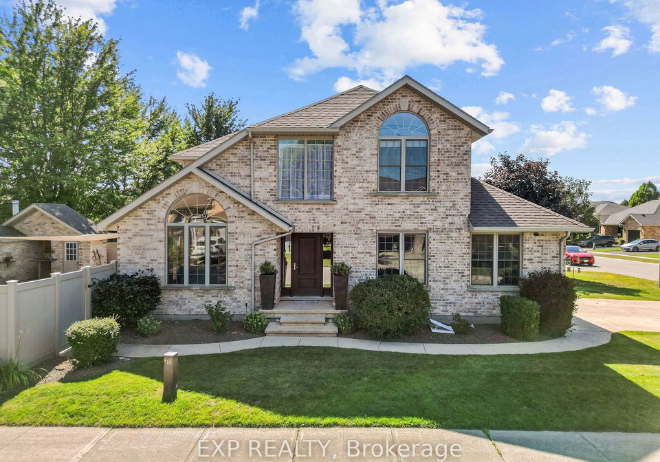 197-gibson-crescent-lucan-biddulph-ontario-x13646820