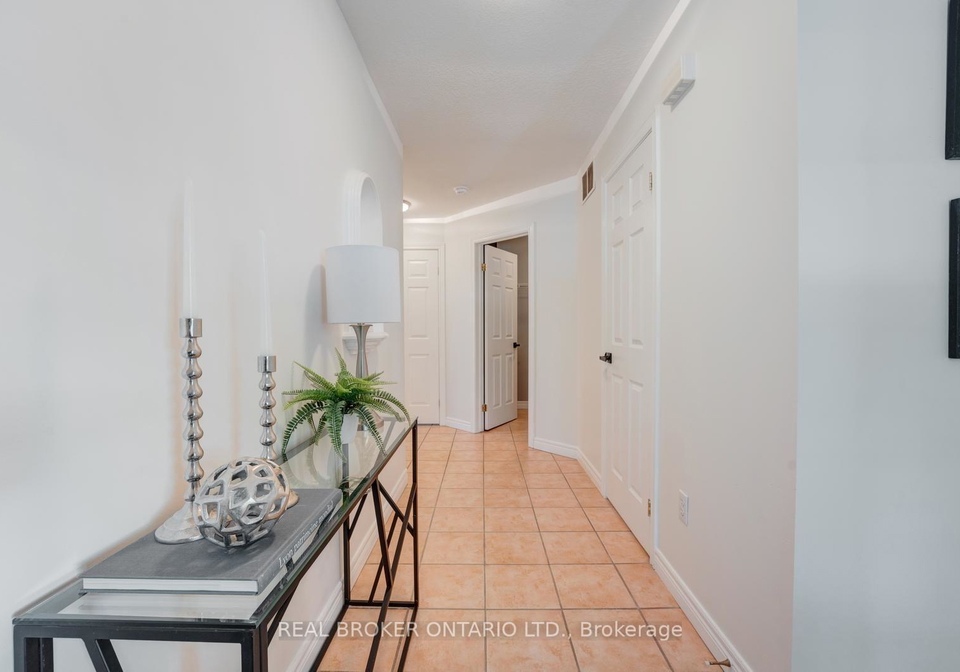 444-lausanne-crescent-waterloo-ontario-x13646870