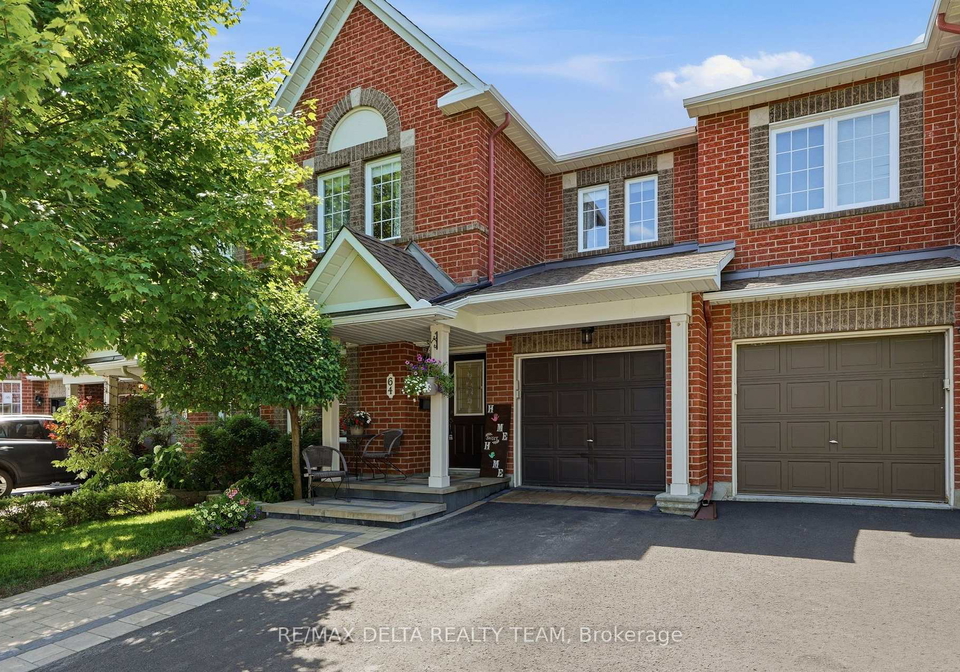 64-collington-street-ottawa-ontario-x13646954