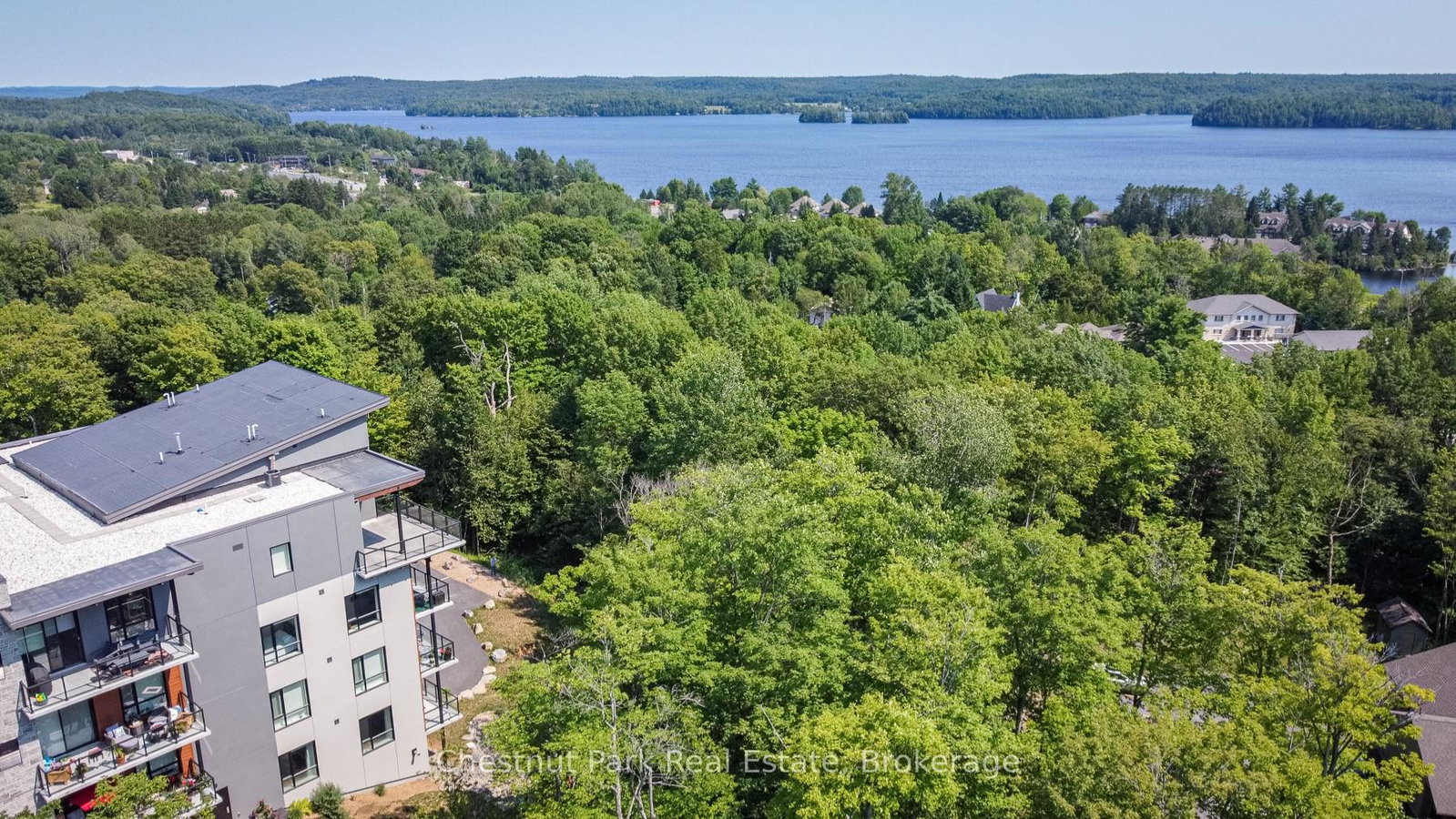 20-campus-trail-huntsville-ontario-x13646986