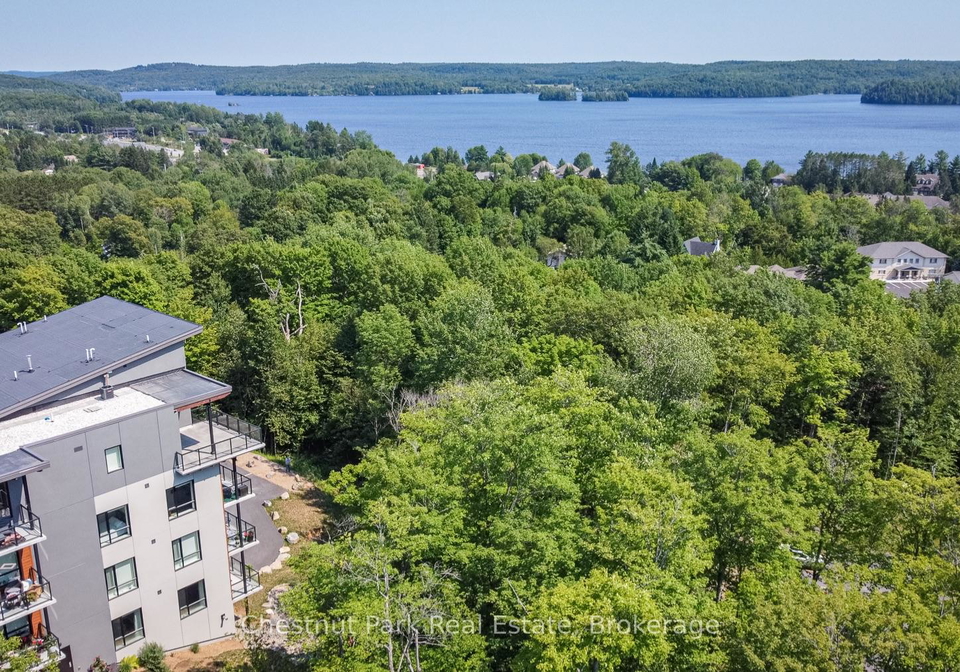 20-campus-trail-huntsville-ontario-x13646986